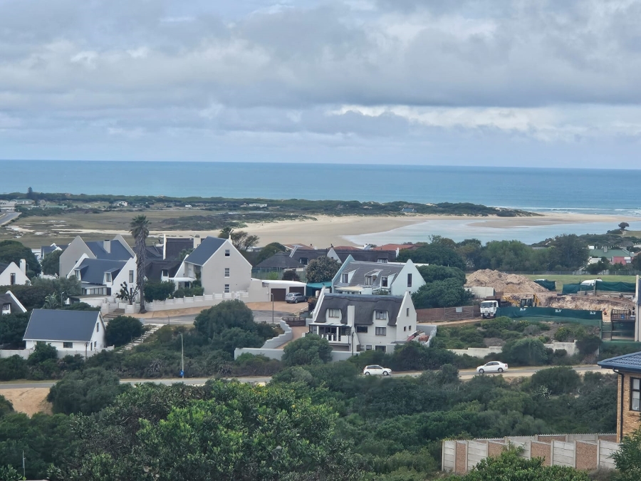 2 Bedroom Property for Sale in Stilbaai Wes Western Cape